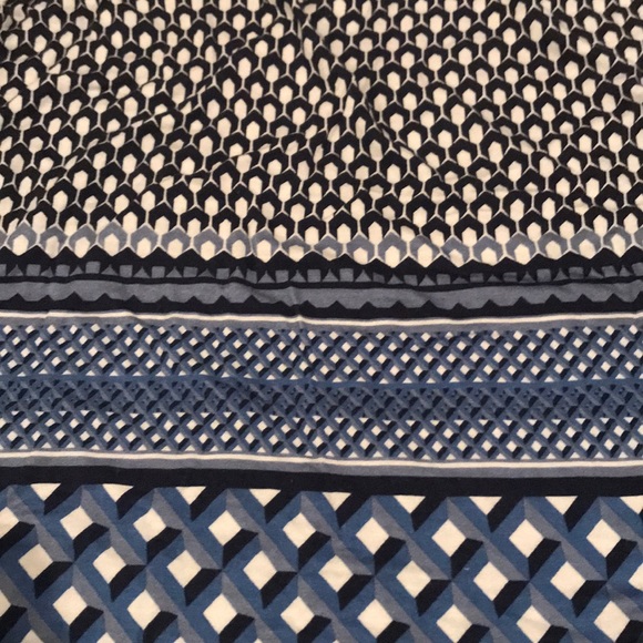 Geometric maxi skirt - Picture 3 of 3